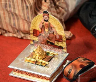 http://nithyananda.org/sites/default/files/photo-gallery/2016-12dec-4th-nithyananda-diary_DSC_1896_bengaluru-aadheenam-mandala-alchemy-products-swamiji.jpg