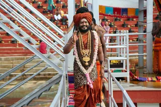 http://nithyananda.org/sites/default/files/photo-gallery/2016-12dec-4th-nithyananda-diary_IMGL4443_bengaluru-aadheenam-rudrabhishekam-swamiji.jpg