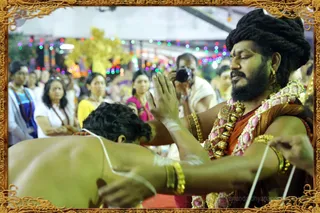 http://nithyananda.org/sites/default/files/photo-gallery/2016-12dec-5th-nithyananda-diary_4H7A4367_bengaluru-aadheenam-sadashivoham-day5-temple-vishesha-gayatri-atma-linga-swamiji.jpg