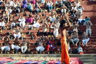 Balasanth demonstrates the special hand mudras used to welcome Sadashiva.