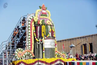 http://nithyananda.org/sites/default/files/photo-gallery/2016-12dec-5th-nithyananda-diary_G28A3968_bengaluru-aadheenam-sadashivoham-day5-rudrabhishekam.jpg