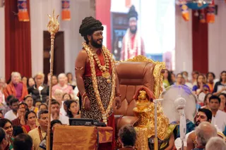 http://nithyananda.org/sites/default/files/photo-gallery/2016-12dec-5th-nithyananda-diary_G28A4040_bengaluru-aadheenam-sadashivoham-day5-mandala-process-swamiji.jpg