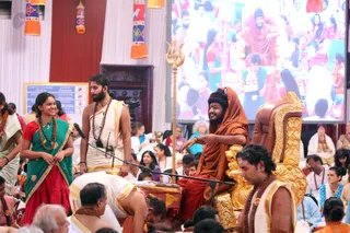 http://nithyananda.org/sites/default/files/photo-gallery/2016-12dec-5th-nithyananda-diary_IMGL7070_bengaluru-aadheenam-sadashivoham-day5-evening-dance-swamiji.jpg