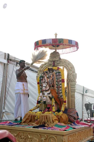 Afternoon procession with the Deities