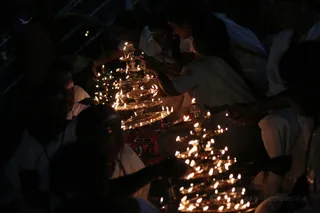 http://nithyananda.org/sites/default/files/photo-gallery/2016-12dec-6th-nithyananda-diary_G28A4953_bengaluru-aadheenam-sadashivoham-day6-evening-rudrabhishekam-swamiji.jpg