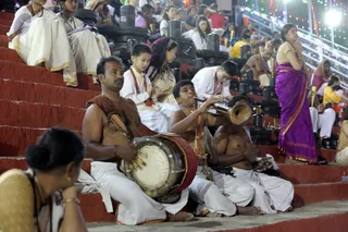 http://nithyananda.org/sites/default/files/photo-gallery/2016-12dec-6th-nithyananda-diary_G28A5064_bengaluru-aadheenam-sadashivoham-day6-evening-rudrabhishekam-swamiji.jpg