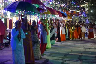 http://nithyananda.org/sites/default/files/photo-gallery/2016-12dec-7th-nithyananda-diary_4H7A6560_bengaluru-aadheenam-sadashivoham-day7-temple-kalabhairava-homa-swamiji.jpg