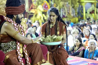 http://nithyananda.org/sites/default/files/photo-gallery/2016-12dec-7th-nithyananda-diary_4H7A6685_bengaluru-aadheenam-sadashivoham-day7-temple-kalabhairava-homa-swamiji.jpg