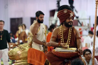 http://nithyananda.org/sites/default/files/photo-gallery/2016-12dec-8th-nithyananda-diary_IMGL0768_bengaluru-aadheenam-sadashivoham-day8-prasad-swamiji.jpg