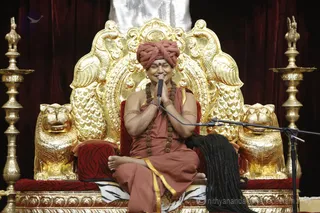 http://nithyananda.org/sites/default/files/photo-gallery/2016-1jan-10th-nithyananda-diary_F0A3392_bidadi-living-shuddhadvaita-process-session1-swamiji.JPG
