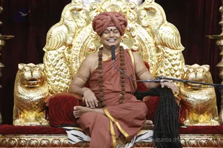 http://nithyananda.org/sites/default/files/photo-gallery/2016-1jan-10th-nithyananda-diary_F0A3400_bidadi-living-shuddhadvaita-process-session1-swamiji.JPG
