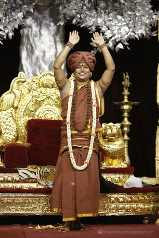 http://nithyananda.org/sites/default/files/photo-gallery/2016-1jan-10th-nithyananda-diary_F0A3725_bidadi-living-shuddhadvaita-process-session1-swamiji.JPG