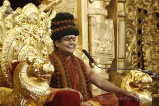 http://nithyananda.org/sites/default/files/photo-gallery/2016-1jan-14th-nithyananda-diary_F0A4741_bidadi-evening-nithya-satsang-swamiji.JPG