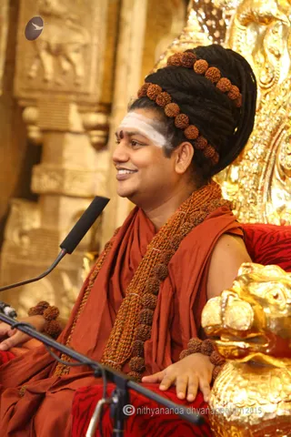 http://nithyananda.org/sites/default/files/photo-gallery/2016-1jan-21st-nithyananda-diary_IMG_6968_bengaluru-aadheenam-evening-nithya-satsang-swamiji.JPG