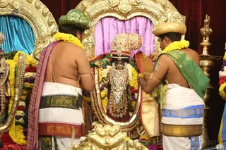 http://nithyananda.org/sites/default/files/photo-gallery/2016-1jan-2nd-nithyananda-diary_5F0A9237_bidadi-jayanthi-brahmotsavam-meenakshi-sundareshwara-thirukalyanam-ceremony.JPG