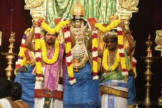 http://nithyananda.org/sites/default/files/photo-gallery/2016-1jan-2nd-nithyananda-diary_5F0A9243_bidadi-jayanthi-brahmotsavam-meenakshi-sundareshwara-thirukalyanam-ceremony.JPG