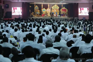 http://nithyananda.org/sites/default/files/photo-gallery/2016-1jan-2nd-nithyananda-diary_5F0A9310_bidadi-jayanthi-brahmotsavam-meenakshi-sundareshwara-thirukalyanam-ceremony.JPG