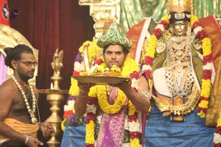 http://nithyananda.org/sites/default/files/photo-gallery/2016-1jan-2nd-nithyananda-diary_5F0A9323_bidadi-jayanthi-brahmotsavam-meenakshi-sundareshwara-thirukalyanam-ceremony.JPG