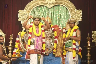 http://nithyananda.org/sites/default/files/photo-gallery/2016-1jan-2nd-nithyananda-diary_5F0A9328_bidadi-jayanthi-brahmotsavam-meenakshi-sundareshwara-thirukalyanam-ceremony.JPG
