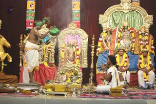 http://nithyananda.org/sites/default/files/photo-gallery/2016-1jan-2nd-nithyananda-diary_5F0A9371_bidadi-jayanthi-brahmotsavam-meenakshi-sundareshwara-thirukalyanam-ceremony.JPG
