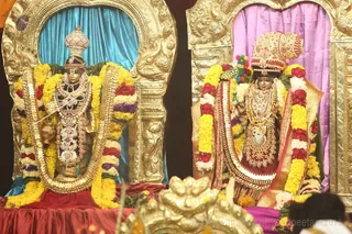 http://nithyananda.org/sites/default/files/photo-gallery/2016-1jan-2nd-nithyananda-diary_5F0A9384_bidadi-jayanthi-brahmotsavam-meenakshi-sundareshwara-thirukalyanam-ceremony.JPG