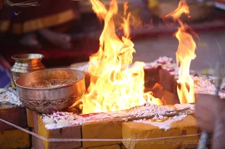 http://nithyananda.org/sites/default/files/photo-gallery/2016-1jan-2nd-nithyananda-diary_5F0A9616_bidadi-jayanthi-brahmotsavam-visesha-deeksha-initiation-homakunda.JPG