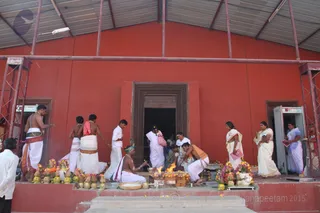 http://nithyananda.org/sites/default/files/photo-gallery/2016-1jan-30th-nithyananda-diary_IMG_9363_bengaluru-aadheenam-shiva-deeksha-program-homa.JPG