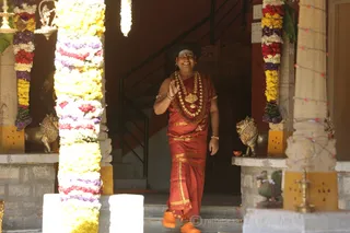 http://nithyananda.org/sites/default/files/photo-gallery/2016-1jan-3rd-nithyananda-diary_5F0A0378_bidadi-jayanthi-avatar-day-temple-swamiji.JPG
