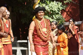 http://nithyananda.org/sites/default/files/photo-gallery/2016-1jan-3rd-nithyananda-diary_5F0A0403_bidadi-jayanthi-avatar-day-temple-swamiji.JPG