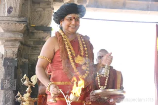 http://nithyananda.org/sites/default/files/photo-gallery/2016-1jan-3rd-nithyananda-diary_5F0A0486_bidadi-jayanthi-avatar-day-temple-swamiji.JPG