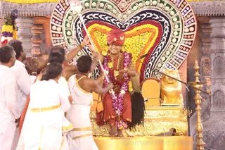 http://nithyananda.org/sites/default/files/photo-gallery/2016-1jan-3rd-nithyananda-diary_5F0A1358_bidadi-jayanthi-39th-avatar-day-morning-satsang-swamiji.JPG