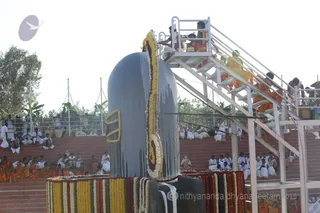 http://nithyananda.org/sites/default/files/photo-gallery/2016-1jan-3rd-nithyananda-diary_5F0A1410__bidadi-jayanthi-avatar-day-rudrabhishekam.JPG