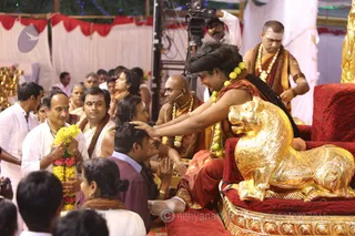 http://nithyananda.org/sites/default/files/photo-gallery/2016-1jan-3rd-nithyananda-diary_5F0A1569_bidadi-jayanthi-39th-avatar-day-darshan-swamiji.JPG