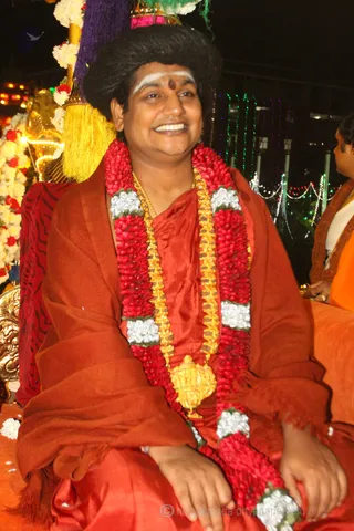 http://nithyananda.org/sites/default/files/photo-gallery/2016-1jan-3rd-nithyananda-diary_IMG_0275__bidadi-jayanthi-avatar-day-rathotsavam-swamiji.JPG
