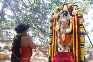 http://nithyananda.org/sites/default/files/photo-gallery/2016-1jan-3rd-nithyananda-diary_IMG_9533_bidadi-jayanthi-avatar-day-temple-swamiji.JPG