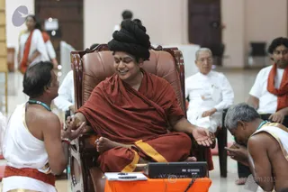 http://nithyananda.org/sites/default/files/photo-gallery/2016-2feb-11th-nithyananda-diary_IMG_2382_bengaluru-aadheenam-IA-day8-shivoham-process-swamiji.JPG