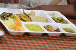 http://nithyananda.org/sites/default/files/photo-gallery/2016-2feb-12th-nithyananda-diary_IMG_2495_bengaluru-aadheenam-IA-day9-mahadevas-kitchen.JPG