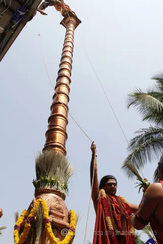 http://nithyananda.org/sites/default/files/photo-gallery/2016-2feb-13th-nithyananda-diary_IMG_1159_bengaluru-aadheenam-dvajarohanam-rajarajeshwari-brahmotsavam-temple-swamiji_0.JPG