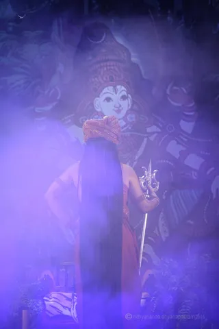 As the clouds part around Kailaasa, Mahadeva appears before their eyes!