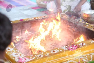 http://nithyananda.org/sites/default/files/photo-gallery/2016-2feb-16th-nithyananda-diary_IMG_0913_bengaluru-aadheenam-IA-day13-rajarajeshwari-brmtsvm-srividya-homa.JPG
