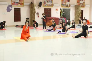 http://nithyananda.org/sites/default/files/photo-gallery/2016-2feb-17th-nithyananda-diary_IMG_3571_bengaluru-aadheenam-IA-day14-nithya-yoga.JPG