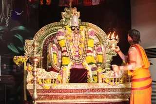http://nithyananda.org/sites/default/files/photo-gallery/2016-2feb-17th-nithyananda-diary_IMG_3582_bengaluru-aadheenam-IA-day14-rajarajeshwari-brahmotsavam-alankar.JPG