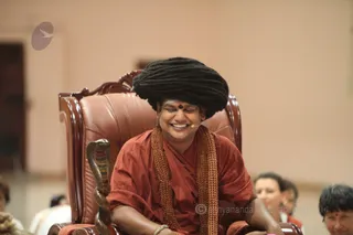 http://nithyananda.org/sites/default/files/photo-gallery/2016-2feb-18th-nithyananda-diary_IMG_4295_bengaluru-aadheenam-IA-day15-thirdeye-QnA-session-swamiji.JPG