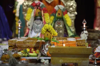 http://nithyananda.org/sites/default/files/photo-gallery/2016-2feb-19th-nithyananda-diary_IMG_4436_bengaluru-aadheenam-IA-day16-meenakshi-thirukalyanam.JPG