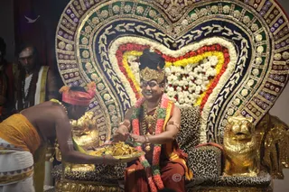 http://nithyananda.org/sites/default/files/photo-gallery/2016-2feb-19th-nithyananda-diary_IMG_4508_bengaluru-aadheenam-IA-day16-meenakshi-thirukalyanam-swamiji.JPG
