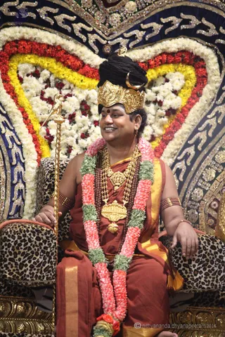 http://nithyananda.org/sites/default/files/photo-gallery/2016-2feb-19th-nithyananda-diary_IMG_4516_bengaluru-aadheenam-IA-day16-meenakshi-thirukalyanam-swamiji.JPG