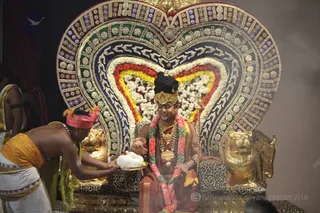 http://nithyananda.org/sites/default/files/photo-gallery/2016-2feb-19th-nithyananda-diary_IMG_4611_bengaluru-aadheenam-IA-day16-meenakshi-thirukalyanam-swamiji.JPG