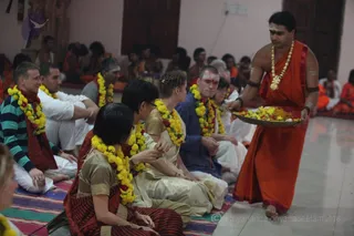 http://nithyananda.org/sites/default/files/photo-gallery/2016-2feb-19th-nithyananda-diary_IMG_4614_bengaluru-aadheenam-IA-day16-meenakshi-thirukalyanam-swamiji.JPG