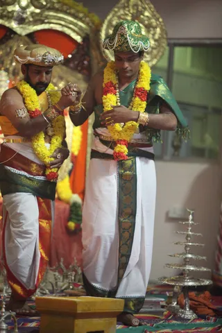 http://nithyananda.org/sites/default/files/photo-gallery/2016-2feb-19th-nithyananda-diary_IMG_4621_bengaluru-aadheenam-IA-day16-meenakshi-thirukalyanam-swamiji.JPG