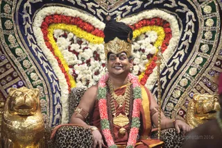 http://nithyananda.org/sites/default/files/photo-gallery/2016-2feb-19th-nithyananda-diary_IMG_4636_bengaluru-aadheenam-IA-day16-meenakshi-thirukalyanam-swamiji.JPG